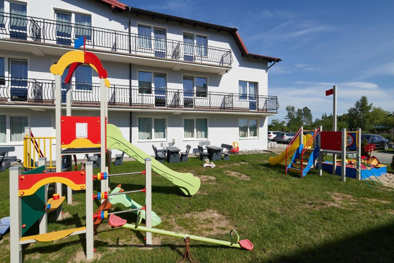Dworek Karwia U Ewy Wiosenna 10 Exterior photo